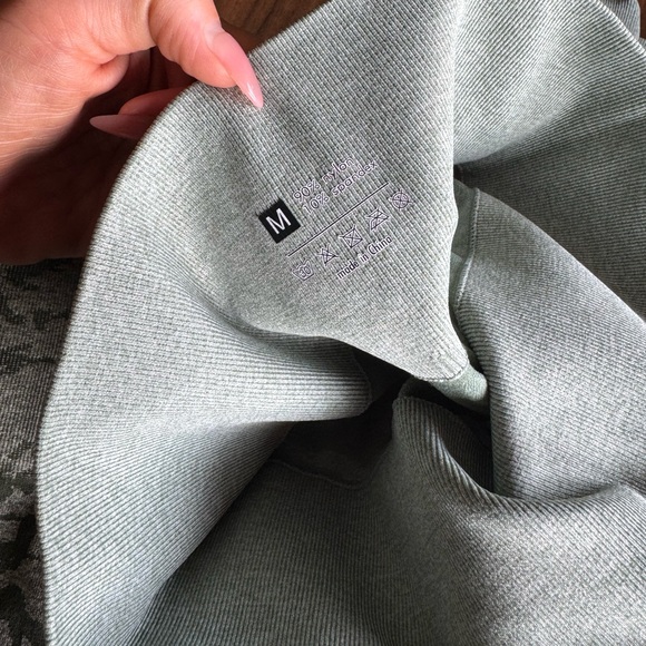 (Bundle) 5 pairs of Camo Seamless Leggings - Picture 5 of 16